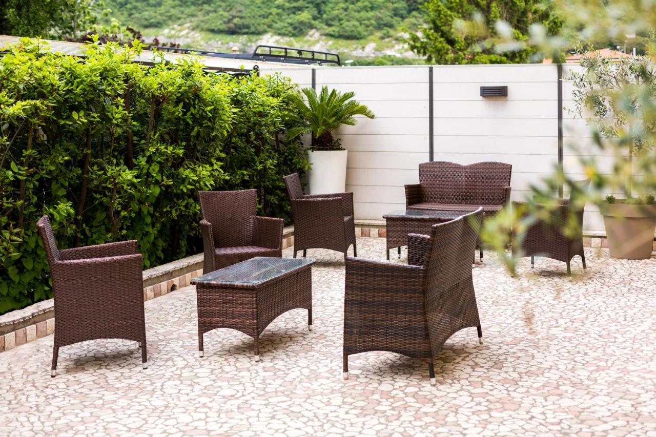 New Garden Torbole Sul Garda Exterior foto